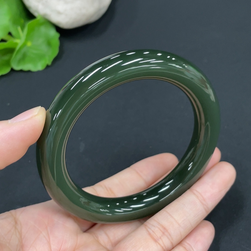 H29324333 Hetian Jade Round Bangle Size 55.2 Total Weight Approx. 56.8g