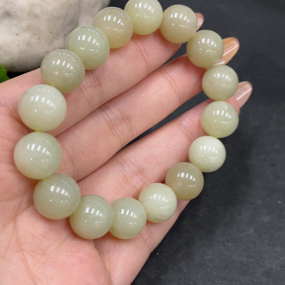 H32726383 Hetian Jade Bracelet, approx. 11.8mm beads, total weight approx. 43.8g