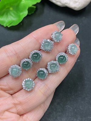 F34065109 Jadeite Inlaid Earrings Non-Gold Sell as a Lot