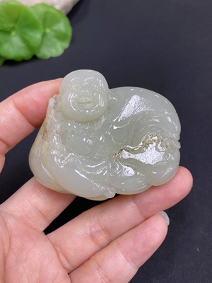 H34971241 Hetian Jade Pendant - Buddha Figure, Total Weight Approx. 66g, Undetermined Skin Color Origin