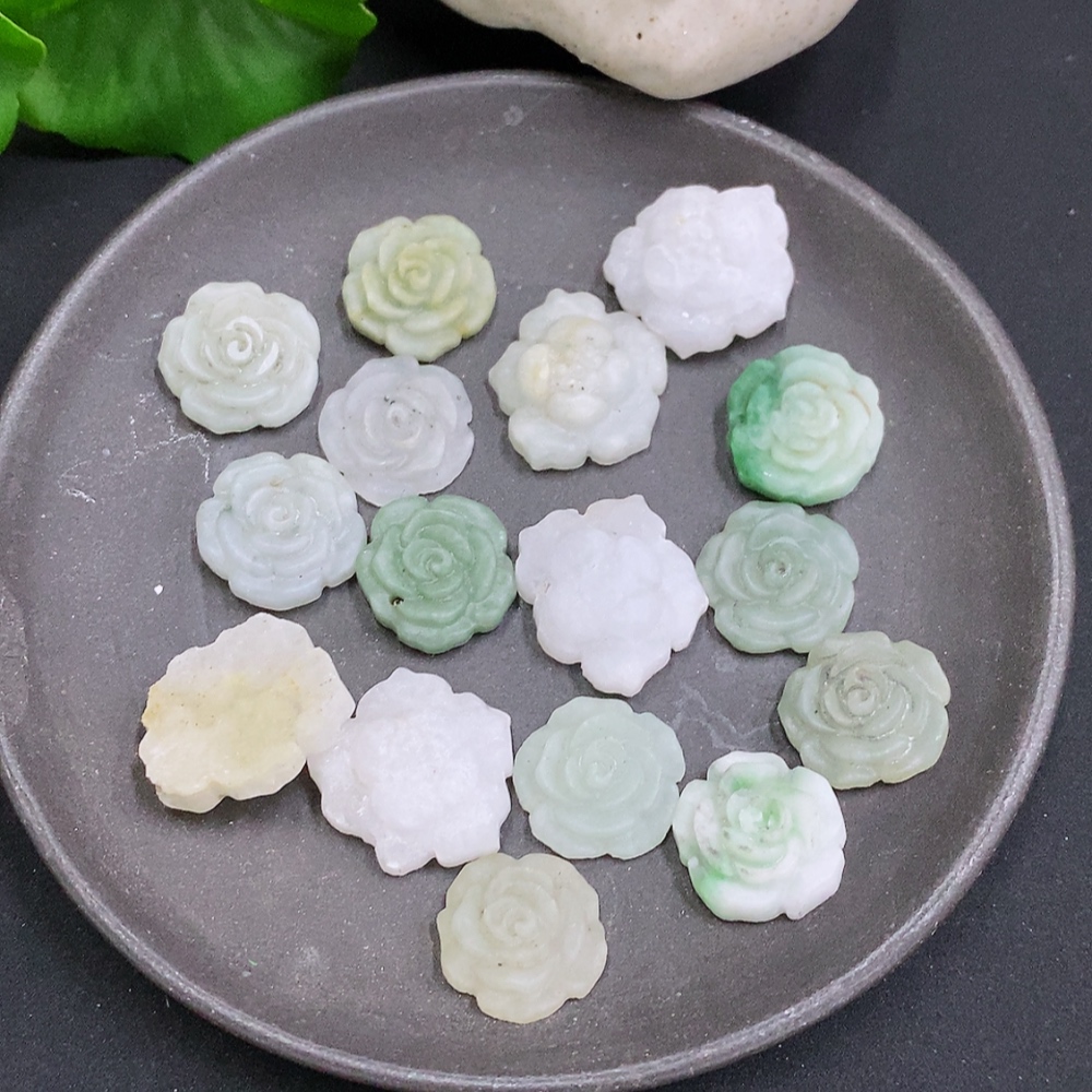 F34071632 Jadeite Rough Pendants Sell as a Lot