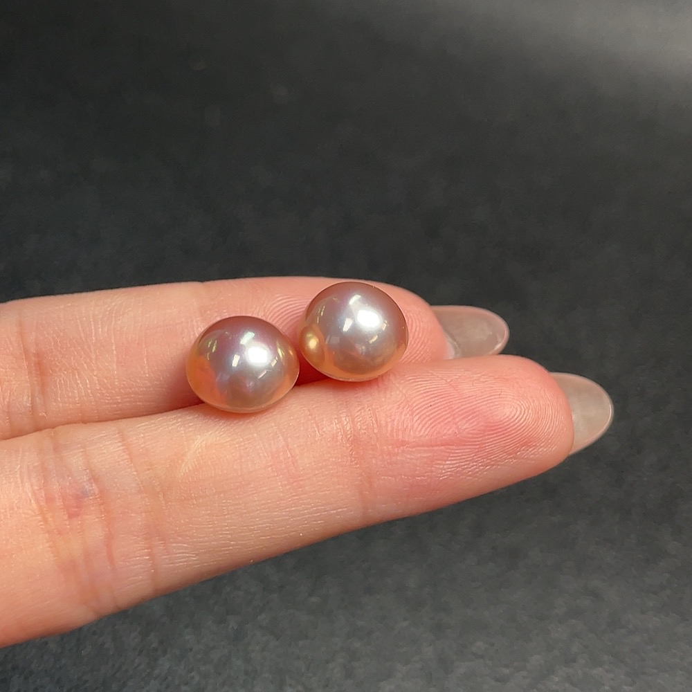 C33921456 18k composite pearl earrings with a total weight of approximately 2.12 grams and a size of about 10.3mm