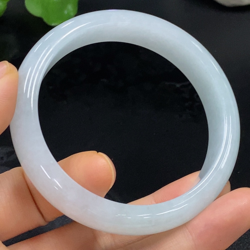 F28206470 Jadeite Round Bangle, Total Weight Approx. 57.49g, Size 57.5