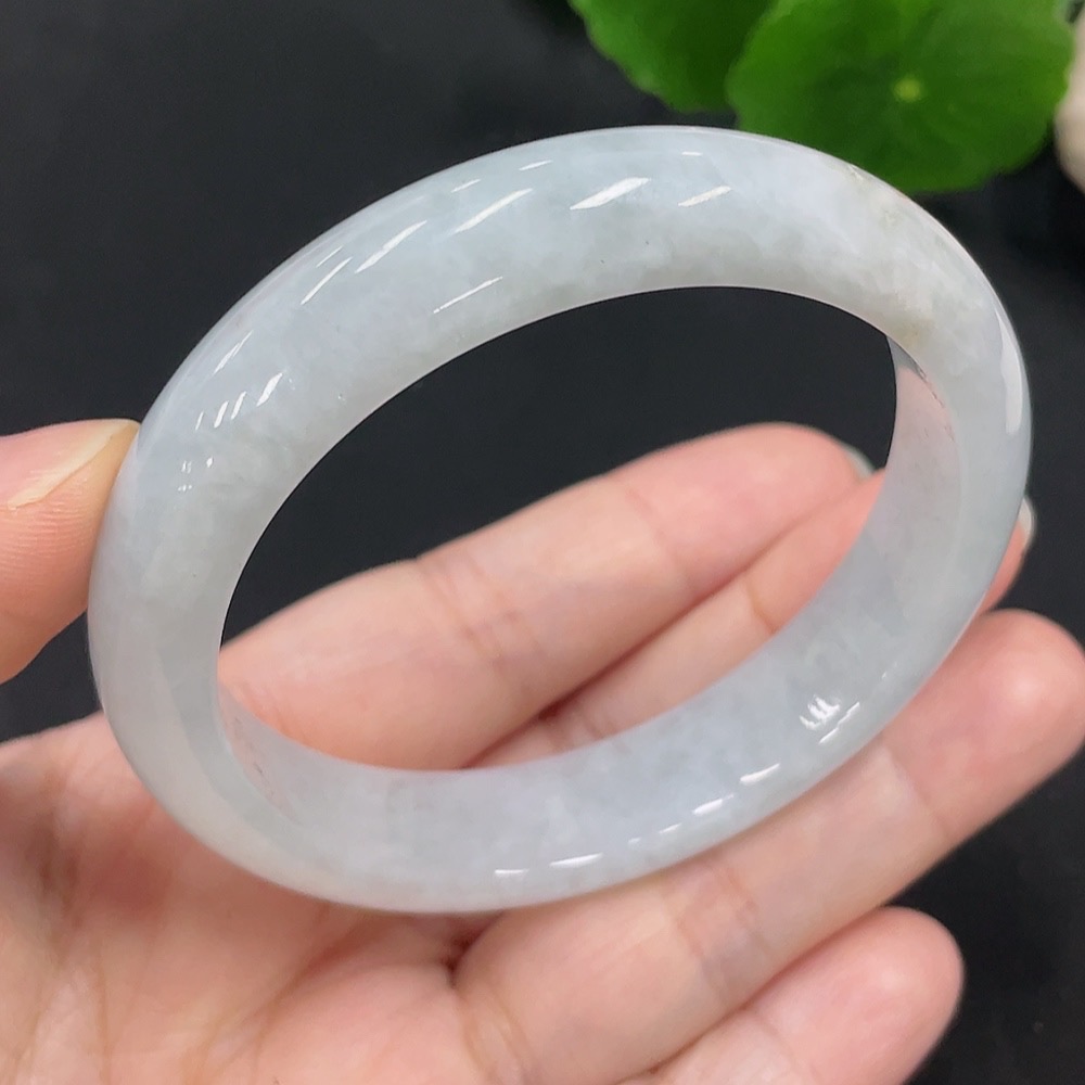 F30453294 Jadeite Regular Round Bracelet 54.8 Inner Diameter Approx.49.4g Total Weight
