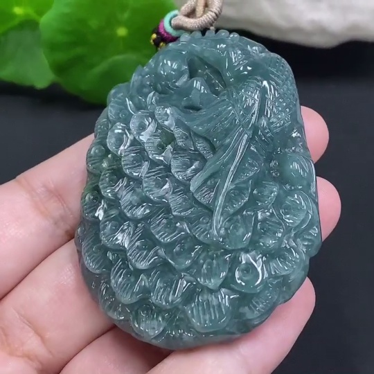 F34023049 Jadeite Peacock Pendant, Total Weight Including Rope Approximately 58.6g