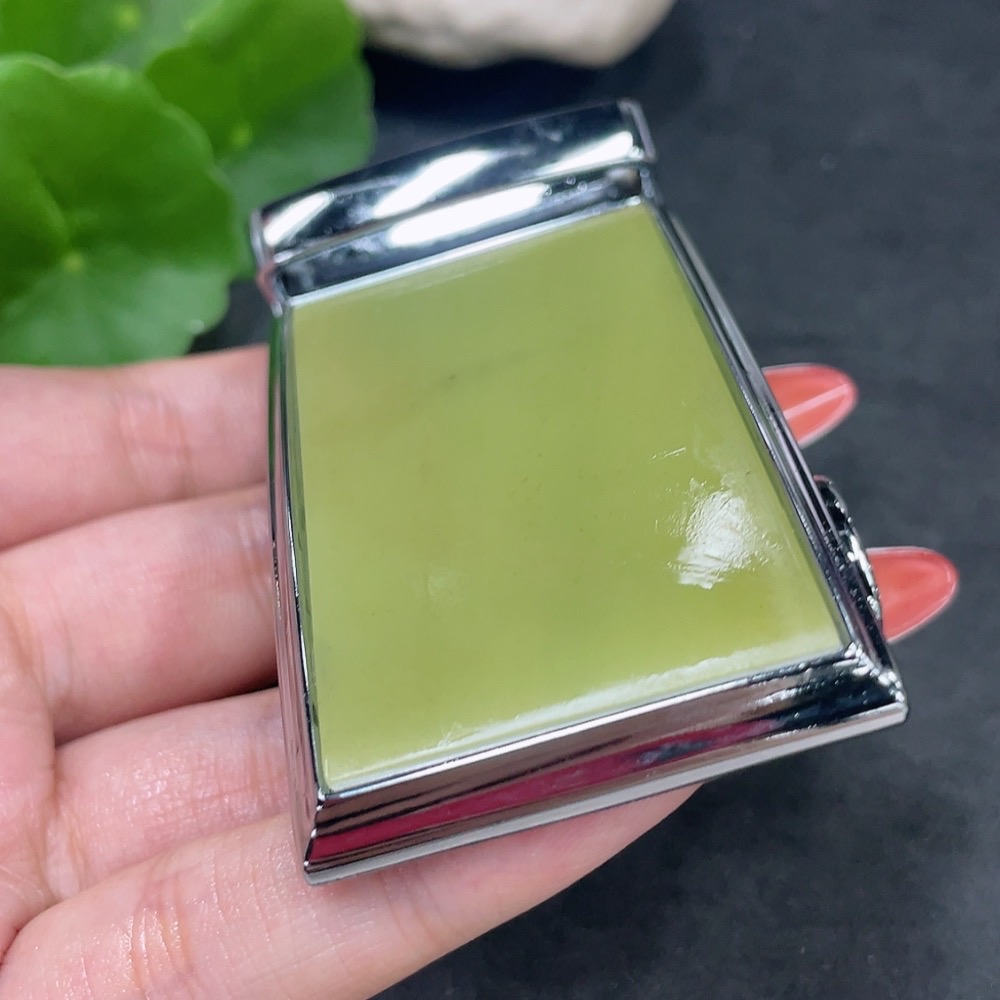 H34961232 Hetian Jade Inlaid Belt Buckle Non-Gold Total Weight Approx. 104.9g