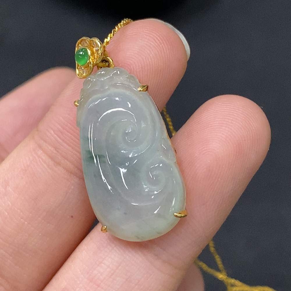 F29357739 Jadeite Pendant Main Body 18k Rest Non-Gold Total Weight with Chain Approx. 4.33g