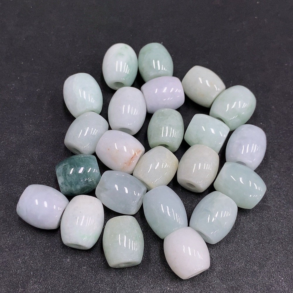 F34077196 Jadeite Barrel Beads Sell as a Lot