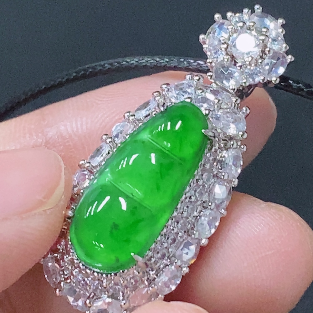F31613490 Jadeite Inlaid Lucky Bean Pendant Non-Gold Total Weight Approx. 6.66g with Cord