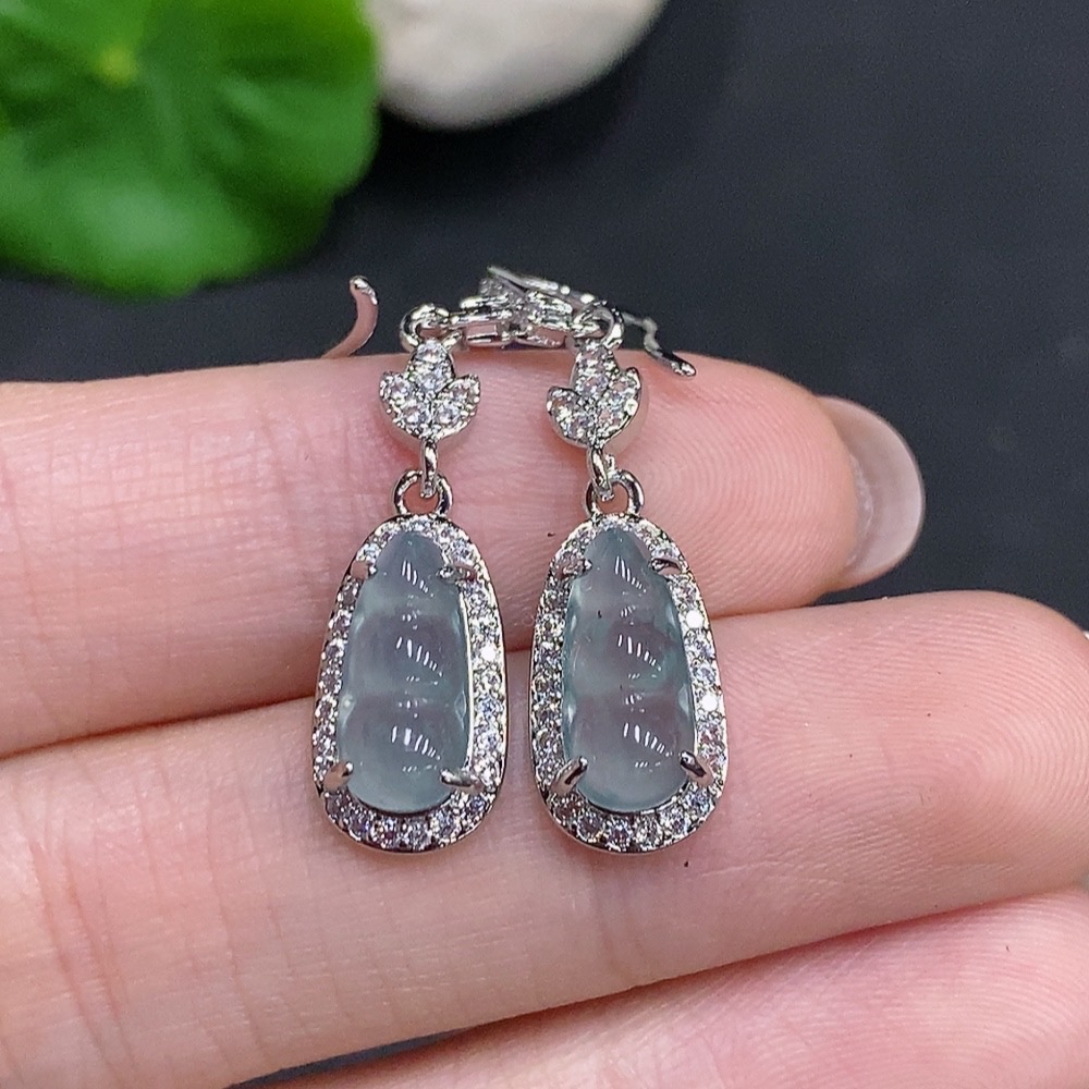 F34035128 Jadeite Blessing Bean Inlaid Earrings Non-Gold Inlaid Total Weight About 3.1g