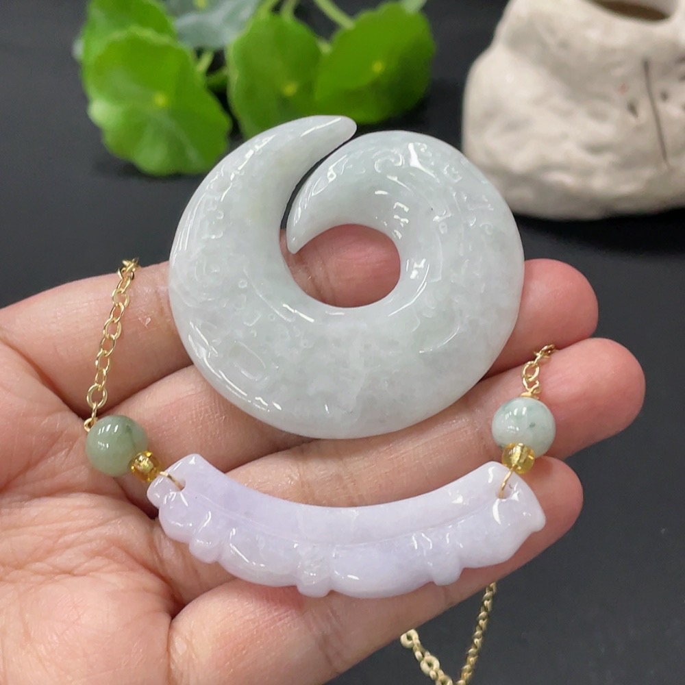 F32739509 Jadeite Inlaid Pendant, Non-Gold Inlay
