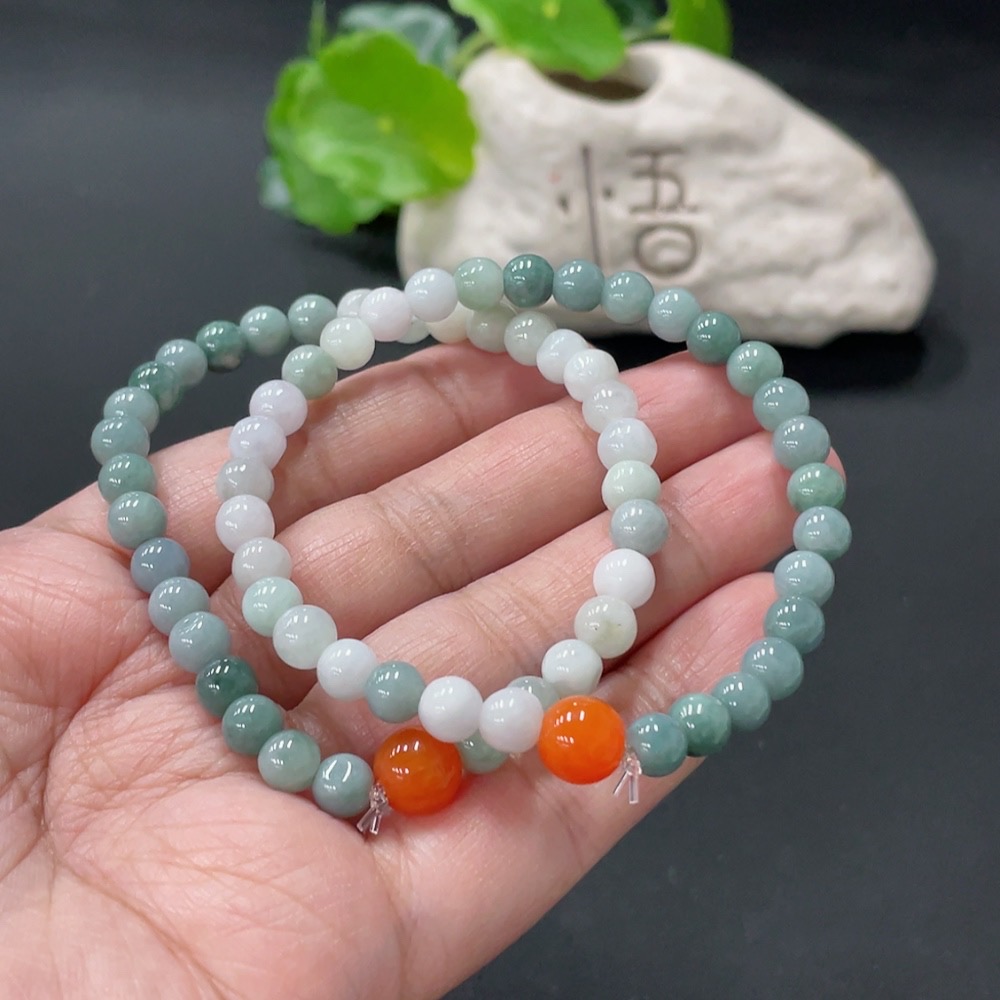 F34058933 Jadeite bracelet approx. 6mm with non-A grade beads