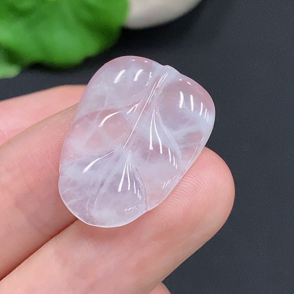 F32756508 JadeiteLeaf Pendant Total Weight Approx. 2.1g