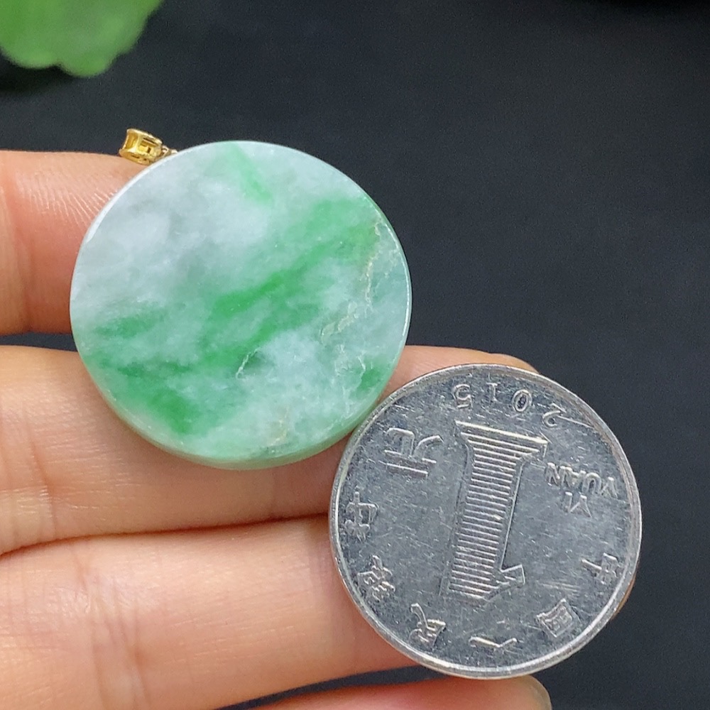 F26028597 Jadeite Plain Pendant 18k Total Weight Approx.8.26g