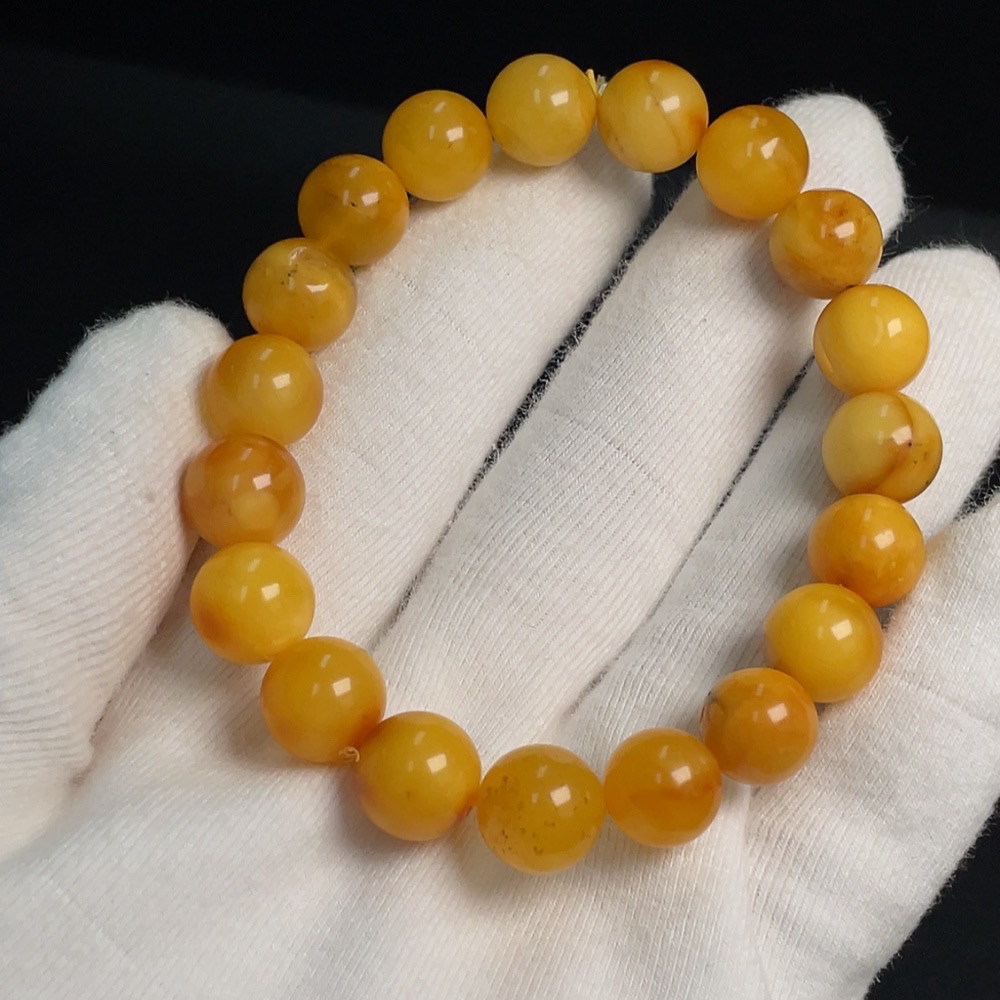 C31619893 Amber Beeswax Bracelet Approx. 10.2mm Total Weight About 10.99g
