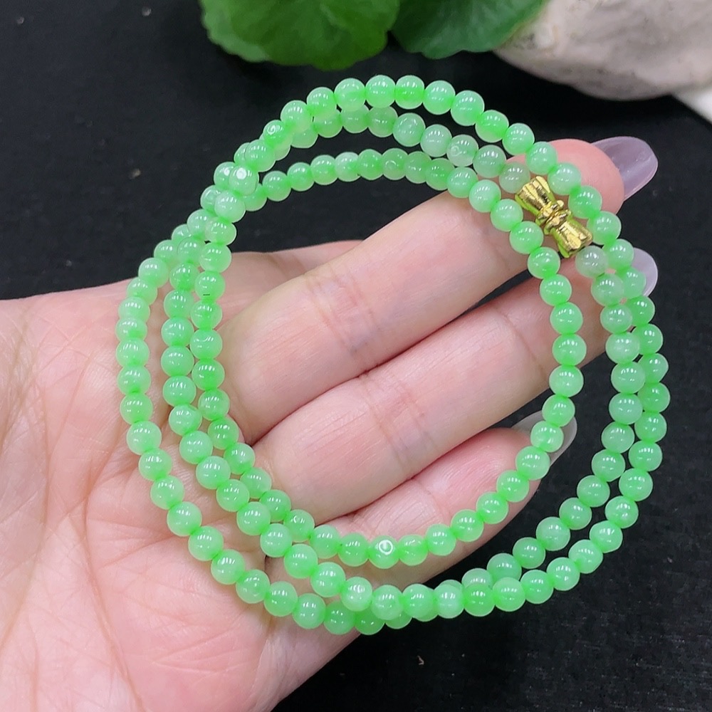 F33917823 Jadeite Beaded Necklace Approx. 4.3mm Total Weight Approx. 19.7g (Non-Gold Setting) (Cord Affects Color)