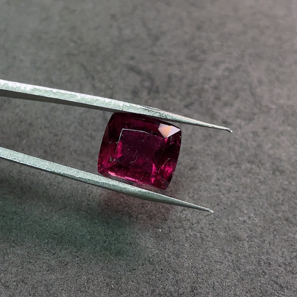 C34039618 Tourmaline Rough, Total Weight Approx. 6.73 Carats