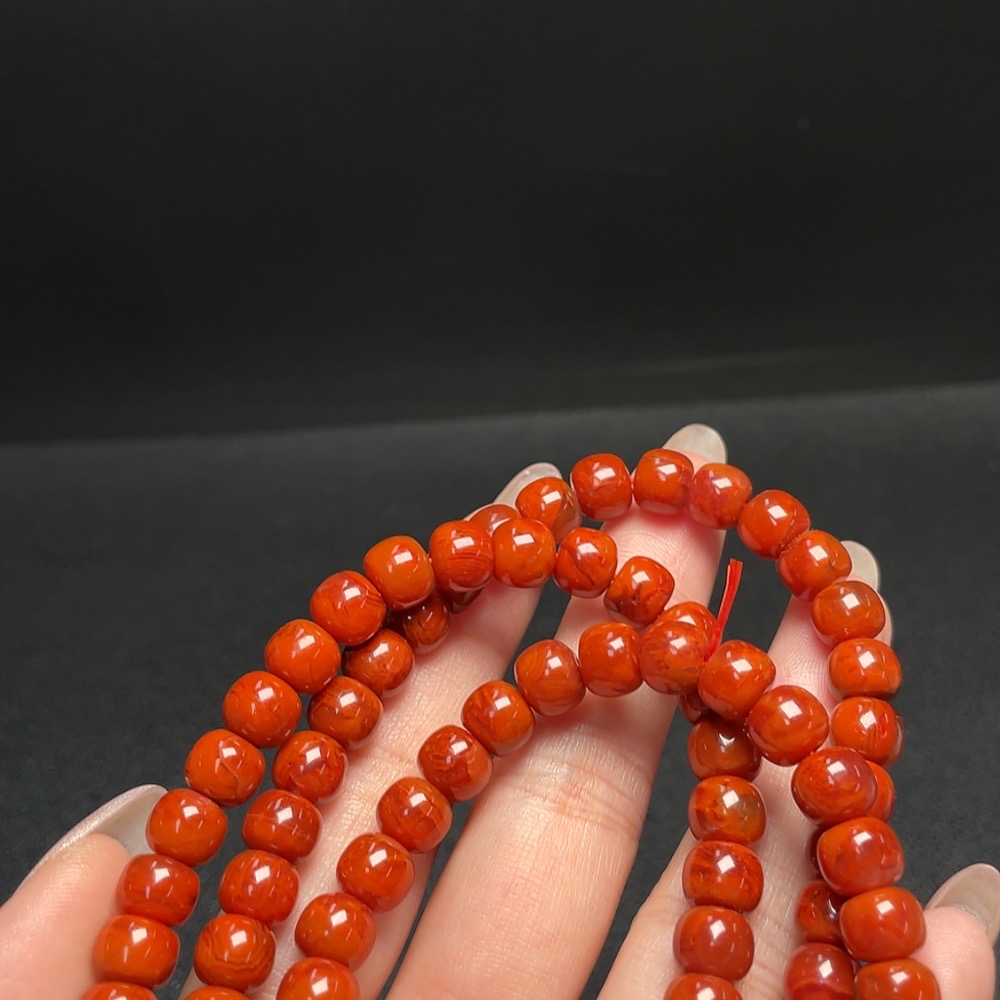 C34992344 South Red Agate Bead Strand with Visible Organic Matter, Total Weight Approx. 65.81g, Size About 7.5mm
