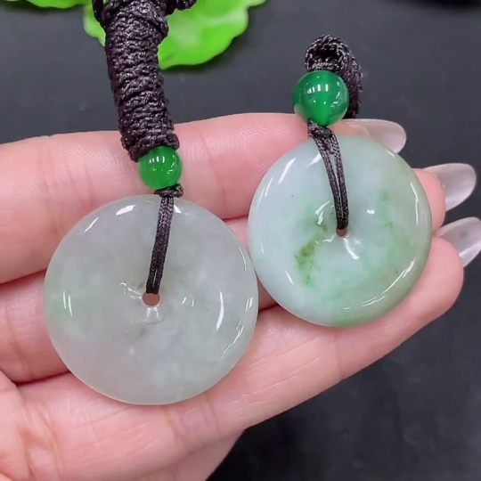 F35157743 Jadeite Pendant Peace Buckle Sell as a Lot Matching Beads Non-A