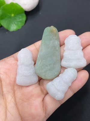 F37425411 翡翠毛货挂件 一手走