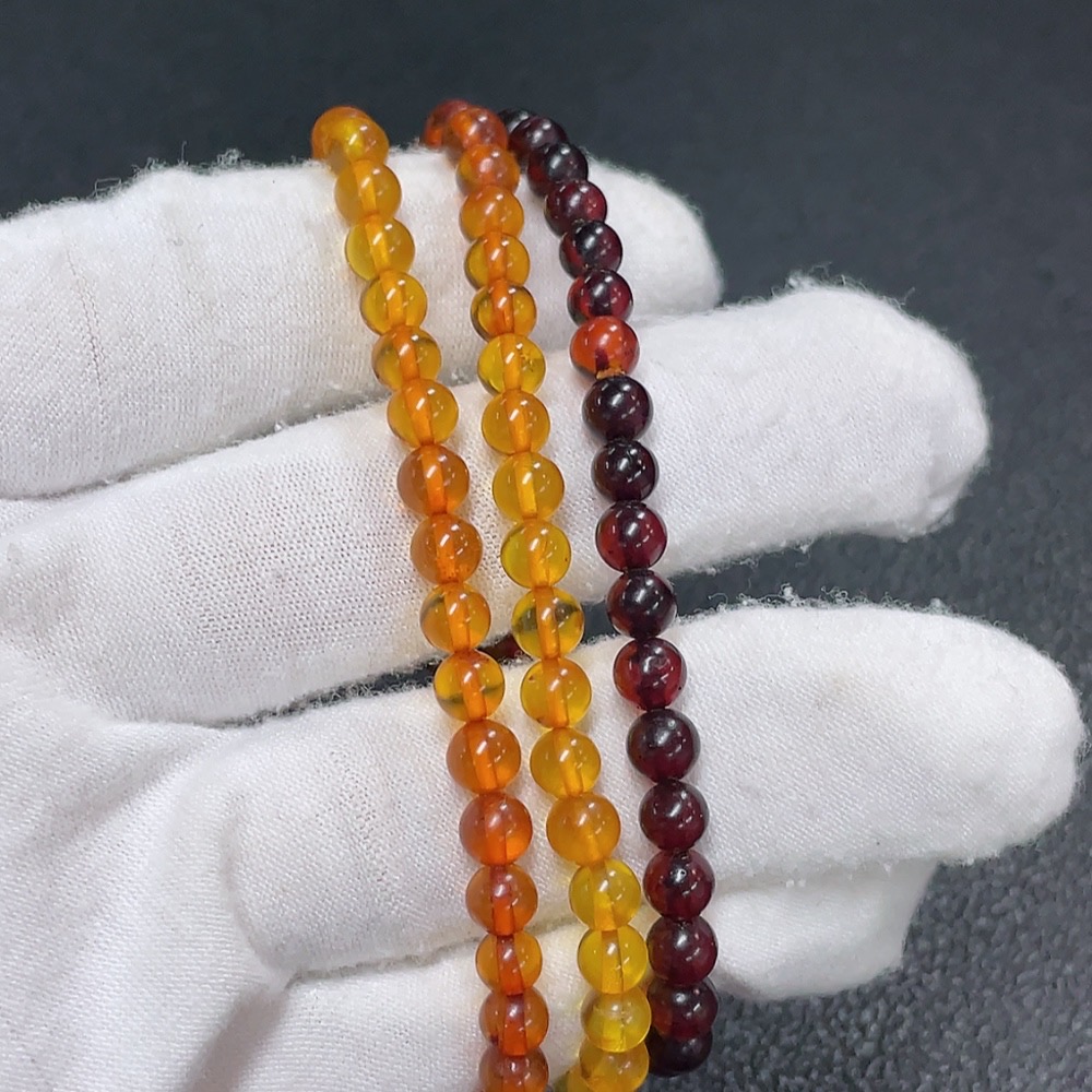 C32784425 Amber Beeswax Beaded Bracelet, Total Weight Approx. 7.99g, Size About 5mm