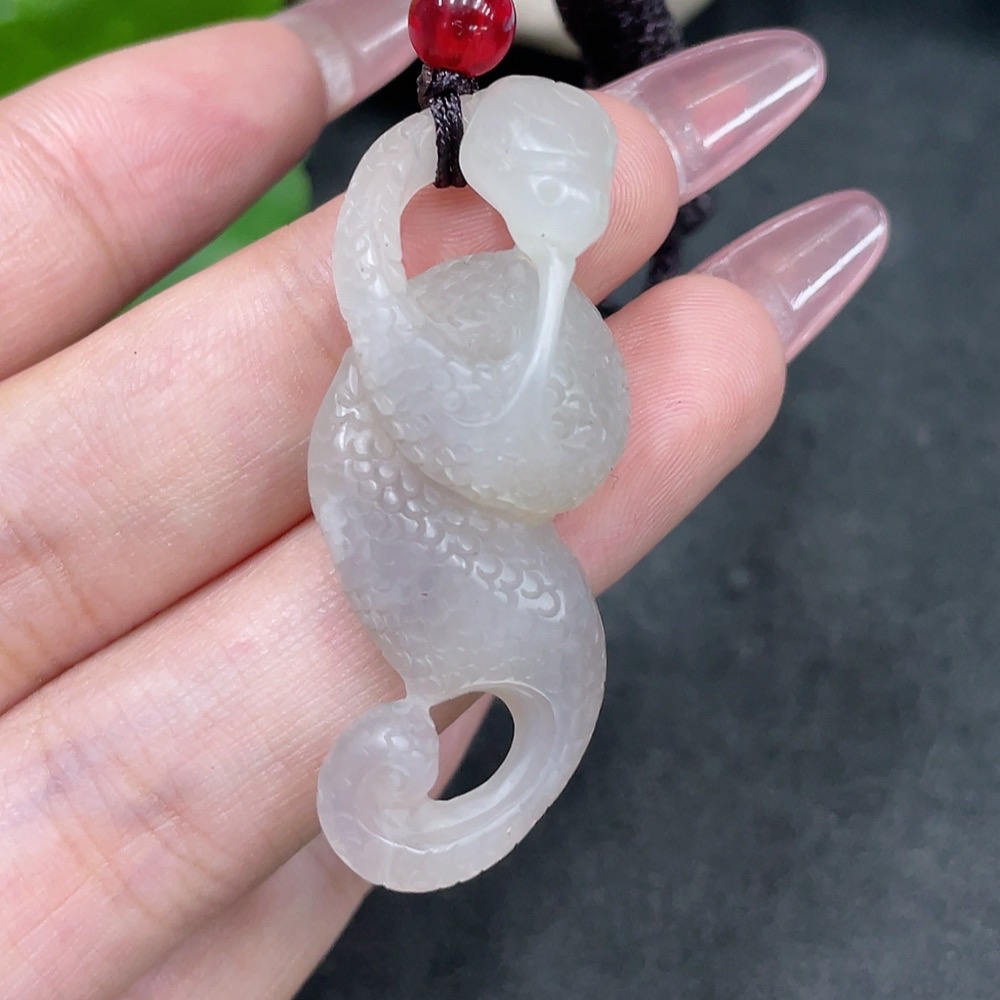 H33897177 Hetian Jade Pendant Snake Total Weight (with rope) 10g