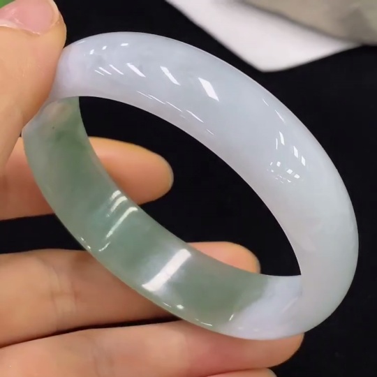F35095250 Jadeite Round Bangle Size 58.1 Total Weight Approx. 46.08g