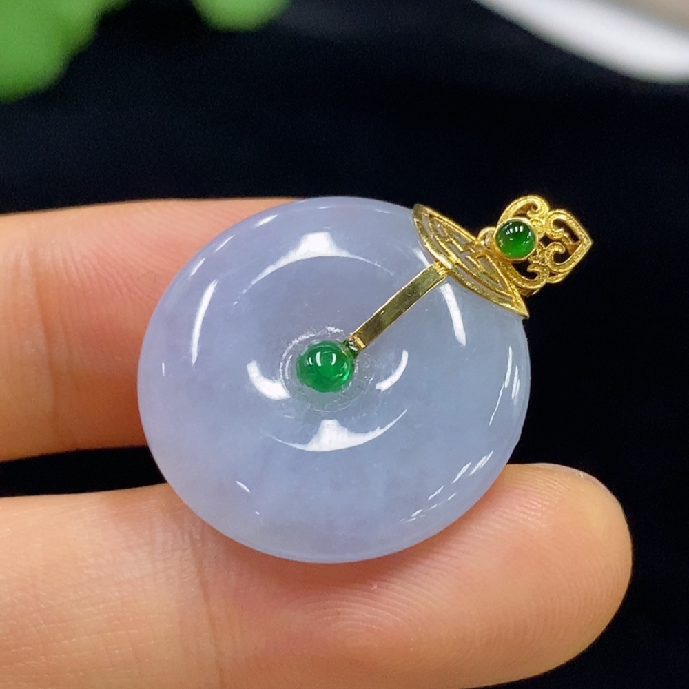 F34947612 Jadeite Peace Knot Pendant 18k Total Weight Approx. 5.49g With Non-Grade A Beads