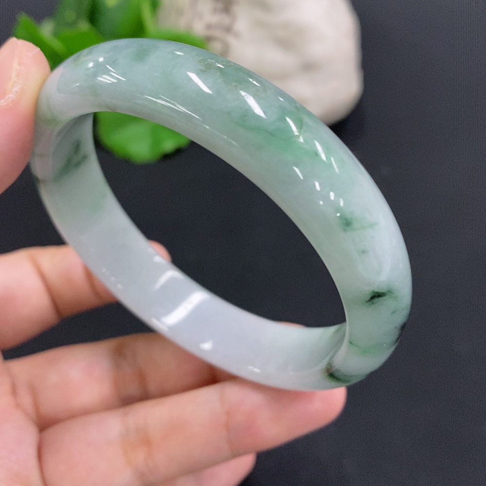 F31686234 Jadeite Round Bracelet Size 58.8 Total Weight Approx. 55.7g (Including Other Mineral Components)