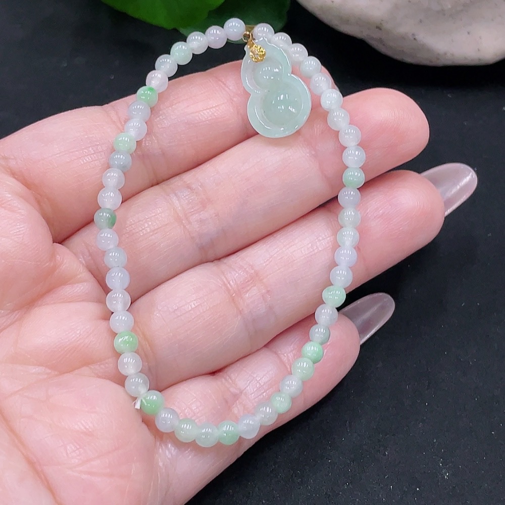 F35083606 Jadeite Bracelet Approx. 3.7mm Gold Content 64% Total Weight Approx. 5.1g