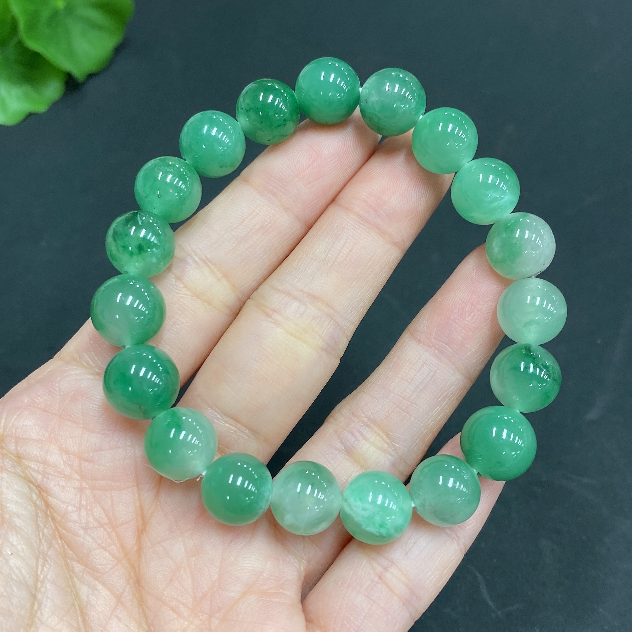 H22526742 Dulong Jade Bead Bracelet 10.4mm Approx. Total Weight 26.1g Approx.