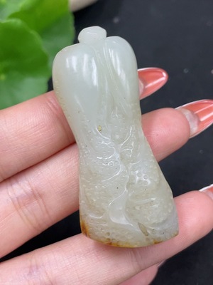 H34063482 Hetian Jade Pendant Chinese Cabbage Undetermined Skin Color Formation Total Weight Approximately 31.8g