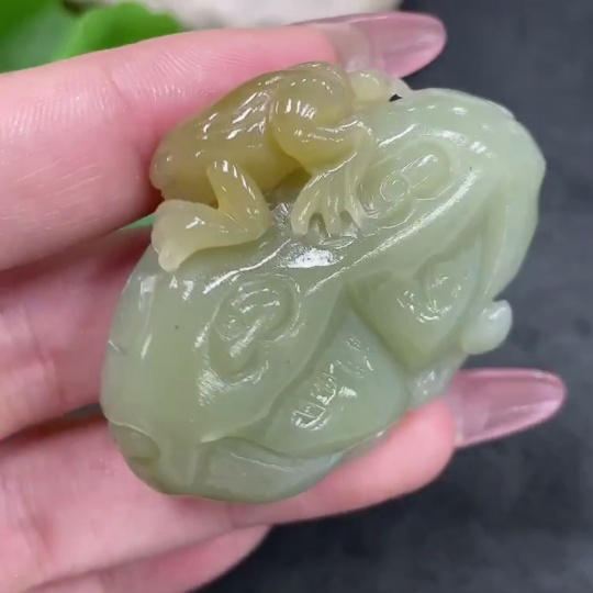 H33925604 Hetian Jade Pendant - Quacking Wealth, Total Weight Approx. 39.5g