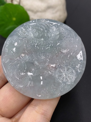 F42972082 翡翠龙牌挂件 货品总重约52.1克