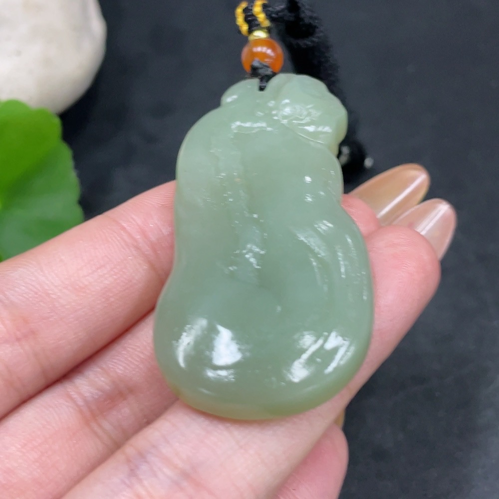 H32725585 Hetian Jade Pendant Lotus with Non-Hetian Jade Beads Total Weight Approx. 24.8g (Including Cord)
