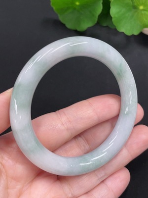 F27139224 JadeiteBangle Bracelet 52.5 Inner Diameter Total Weight Approx. 45.3g (with crack)