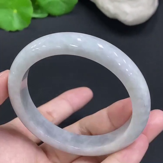 F22483851 Jadeite regular circle bracelet, size 56.5, total weight 50.592g