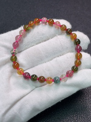 C34006147 Tourmaline Bracelet with Other Mineral Components, Visible Organic Matter, Total Weight Approx. 9.41g, Size About 5.9mm