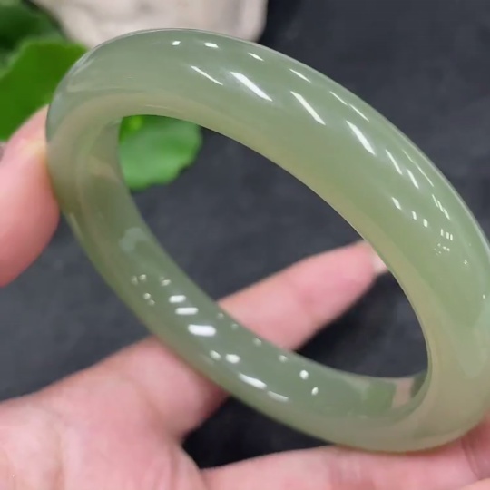 H32798214 Hetian Jade Round Bracelet Size 60 Total Weight Approx.65g