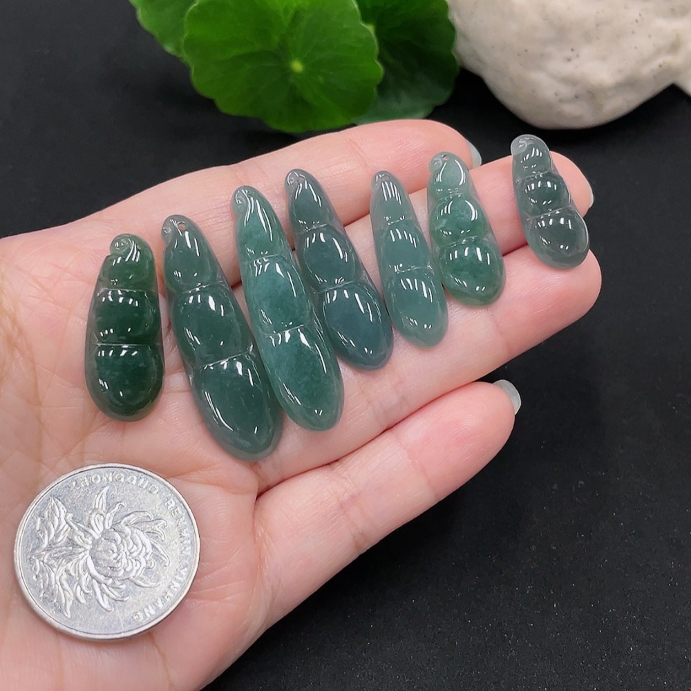 F31581146 Jadeite Pendants Sell as a Lot