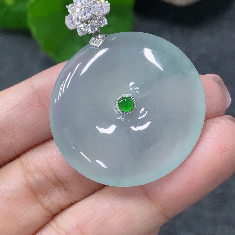 F34010274 Jadeite Pendant Peace Ring No Inscription Surface Gold Content Au75% Non-Diamond Total Weight Approx.11.87g