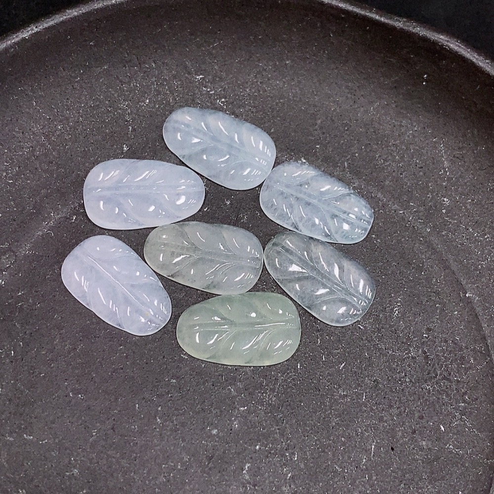 F34035679 Jadeite Pendants Sell as a Lot