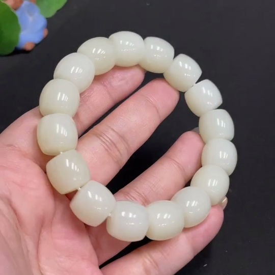 H31659406 Hetian Jade Bracelet Approx. 13.7mm Total Weight About 75g