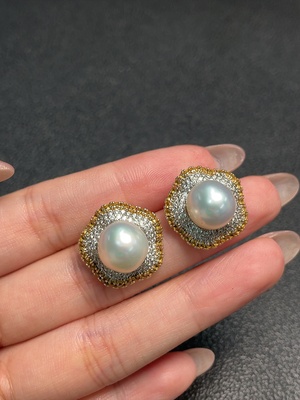C34991993 Seawater Pearl Earrings, Color Origin Undetermined, Non-Gold, Total Weight Approximately 8.10g, Size Approximately 10.2mm