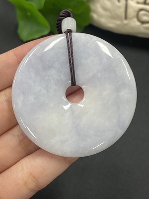 F11139566 Jadeite Safety Pendant