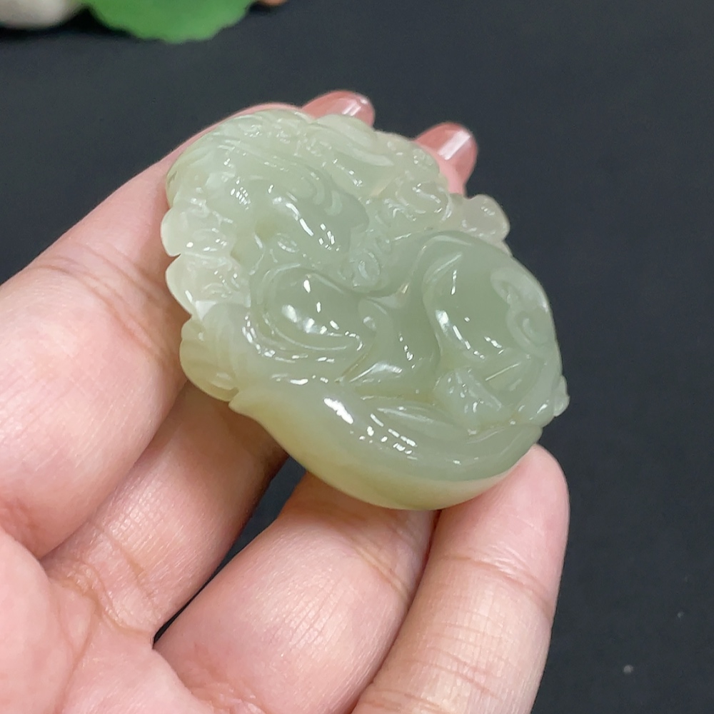 H35101308 Hetian Jade Pendant, Auspicious Beast, Total Weight Approx. 36.3g