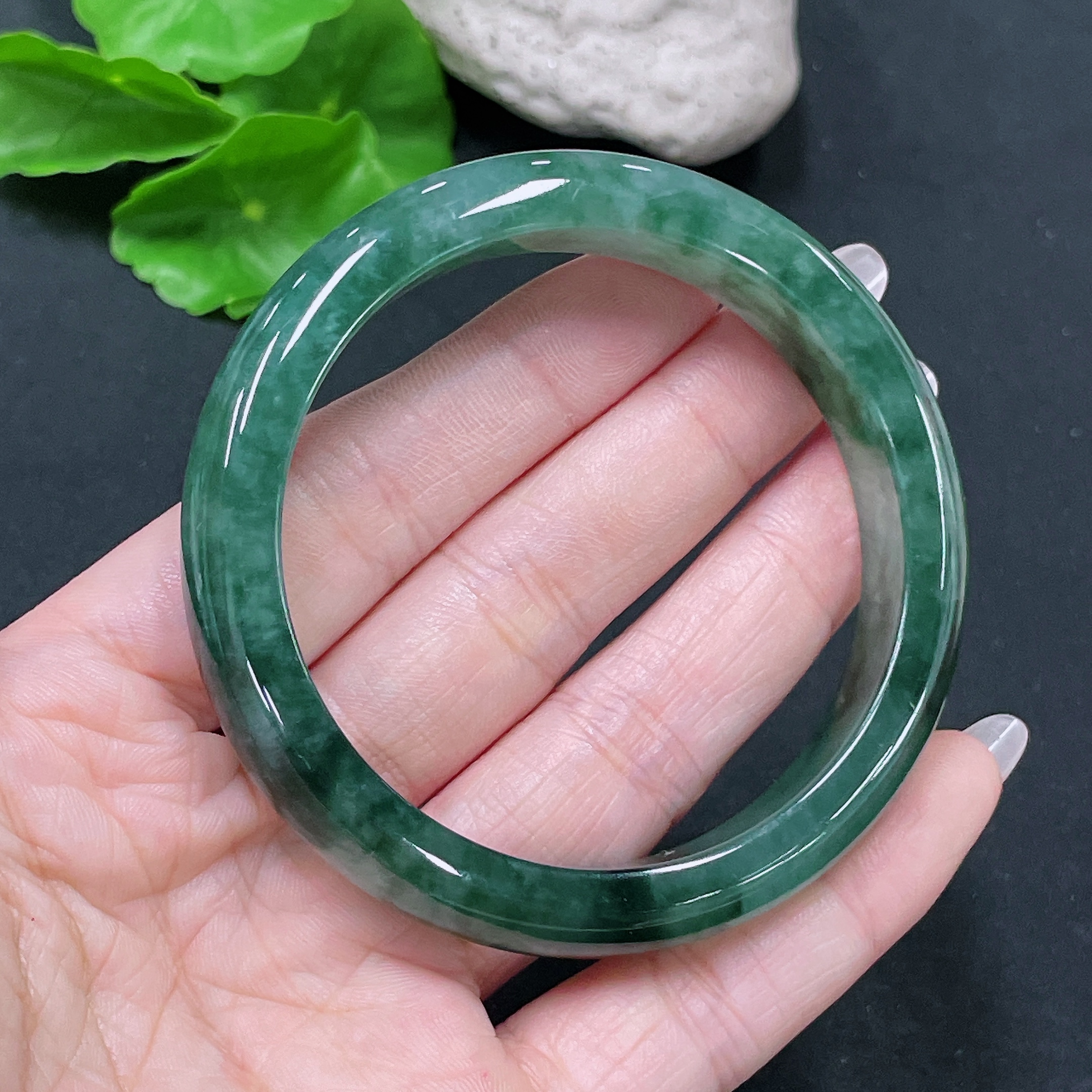 F35104526 Jadeite Round Bangle Size 57.7 Total Weight Approx. 59.13g