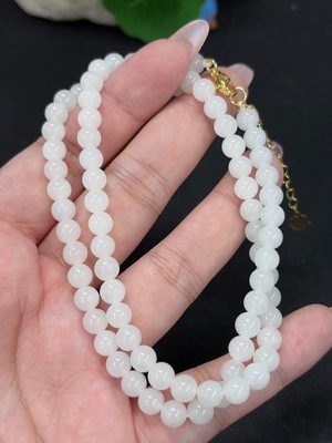 H46488260 和田玉珠链 卡5.9mm左右 货品总重约25.9g 非金 含其他矿物成分