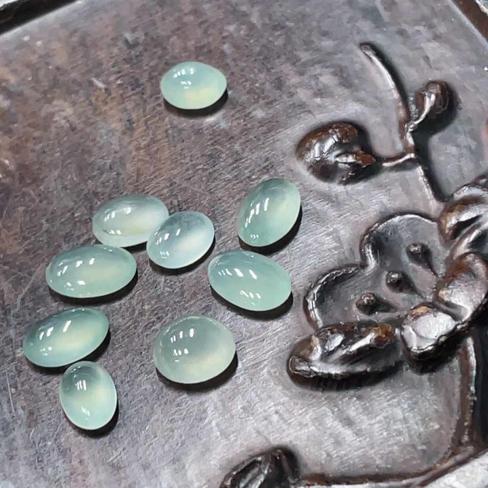 F29432860 Jadeite Cabochon