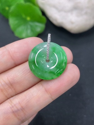 F46551091 翡翠挂件平安扣 18k 配镶钻石 货品总约重4g